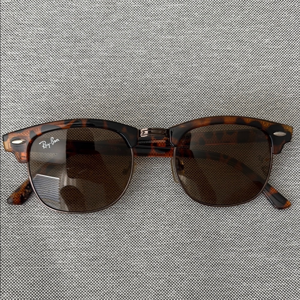 Ray-Ban Classic Tortoise Sunglasses